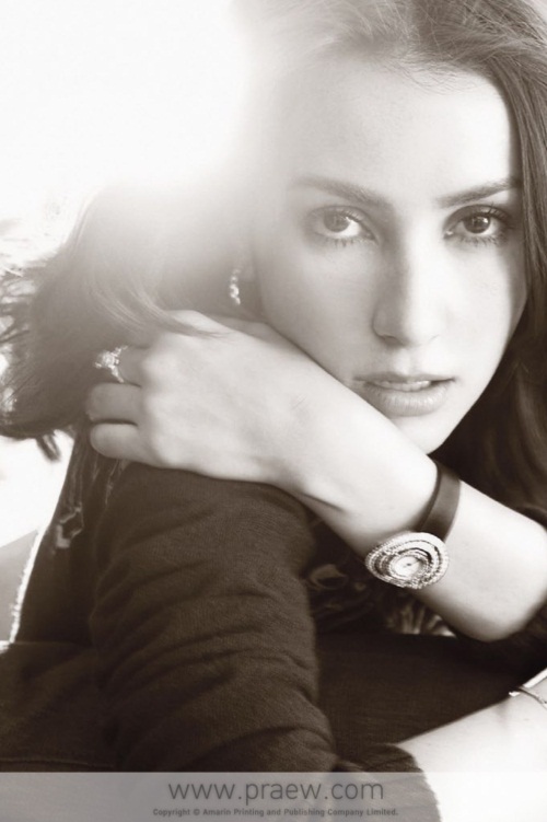 แอน ทองประสม 