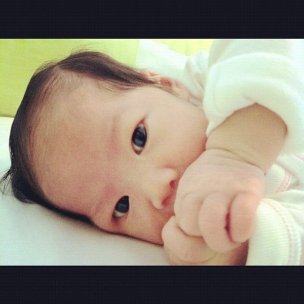น่ารักอ่ะ! น้องนาวา ลูกสาวอ้อม พิยดา ในวัย 2 เดือน