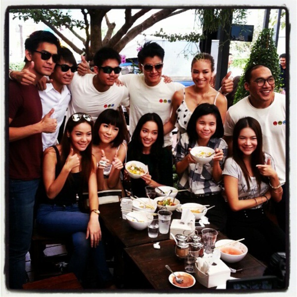 เวียร์ บ๊วย ฉลองเปิดร้าน ซอย เตี๋ยว ติม ดาราเพียบ