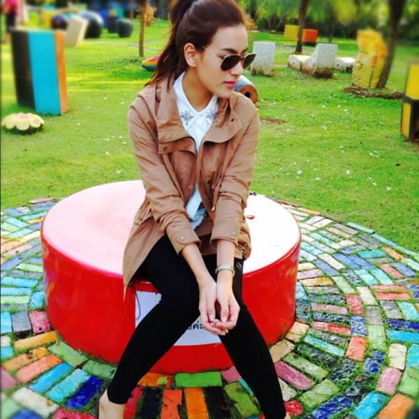 คิม คิมเบอร์ลี่  แอนโวลเทมัส