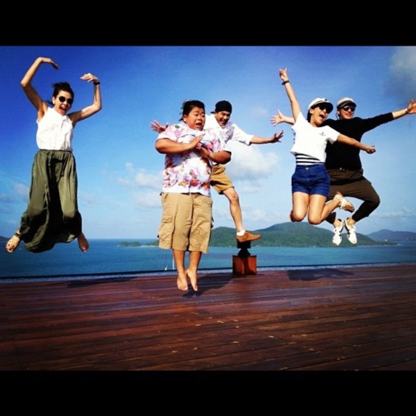 ป๋อ เอ๋ และพิธีกร ฉันไปค้างคืนกับซุปตาร์ 
