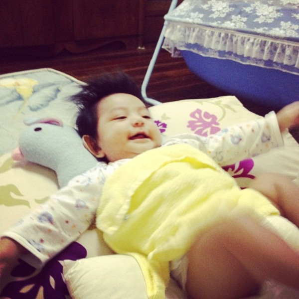 ชมภาพ...น้องคุณ ลูกชายหัวแก้วหัวเเหวนของ อุ๊ หฤทัย