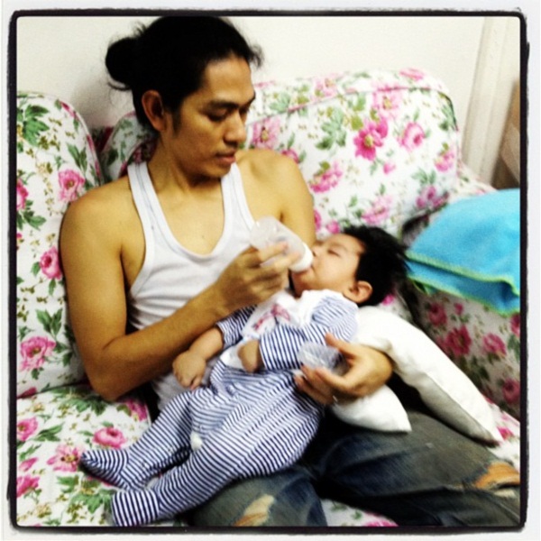 ชมภาพ...น้องคุณ ลูกชายหัวแก้วหัวเเหวนของ อุ๊ หฤทัย