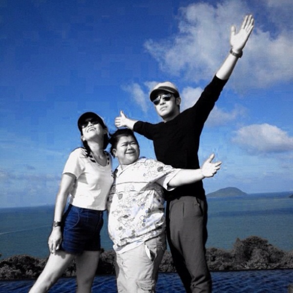 ป๋อ เอ๋ และพิธีกร ฉันไปค้างคืนกับซุปตาร์ 