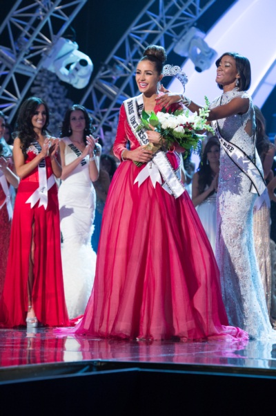 Olivia Culpo โอลิเวีย คัลโป ครองตำแหน่ง Miss Universe 2012 