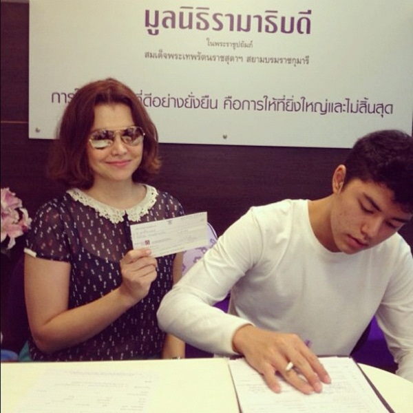 รวมภาพ...คุณแม่ดาราและลูก ๆ ต้อนรับวันแม่ปีนี้