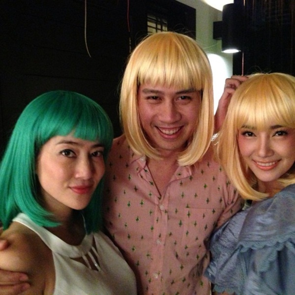 เริ่ด! นุ่น วรนุช ชวนเพื่อนดาราแปลงโฉม ในปาร์ตี้วิกผมสุดจี๊ด