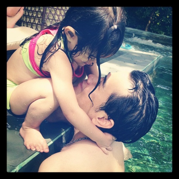 ชวนชม...ภาพน่ารักของน้องลียา กับคุณพ่อ เป๊ก สัญชัย