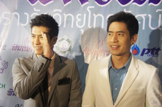 ติ๊ก-ตั้น สองพี่น้องนักเดินทาง รับรางวัลพิฆเนศวร จากเนวิเกเตอร์