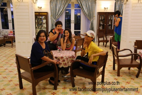 ธัญญ่า แผลงฤทธิ์เป็น นพนภา นอกจอ! ในฉันไปค้างคืนกับซุป\'ตาร์