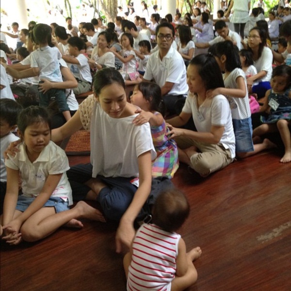 น้องแพรวใจดี ทำเค้กวันเกิดให้น้องภูมิ