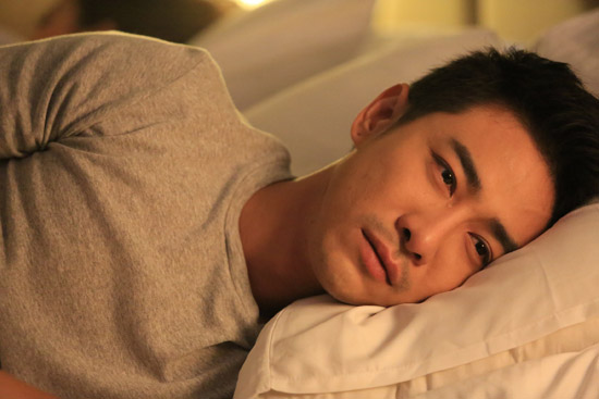 คริส หอวัง – ออย ธนา ตีแผ่รักซ้อน เปิดฉาก หรือรักแท้จะแพ้ความต้องการ 