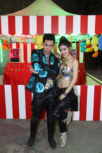 ธามไท โตเต็มตัว ตามหยอดสาว กระแต ใน ชู้ทางไลน์