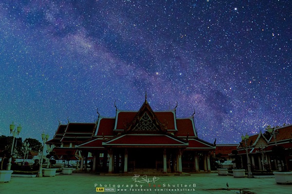 ทางช้างเผือก ความงามในจินตนาการเหนือน่านฟ้ากรุงเทพฯ