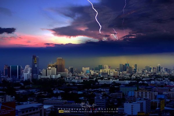 ทางช้างเผือก ความงามในจินตนาการเหนือน่านฟ้ากรุงเทพฯทางช้างเผือก ความงามในจินตนาการเหนือน่านฟ้ากรุงเทพฯ