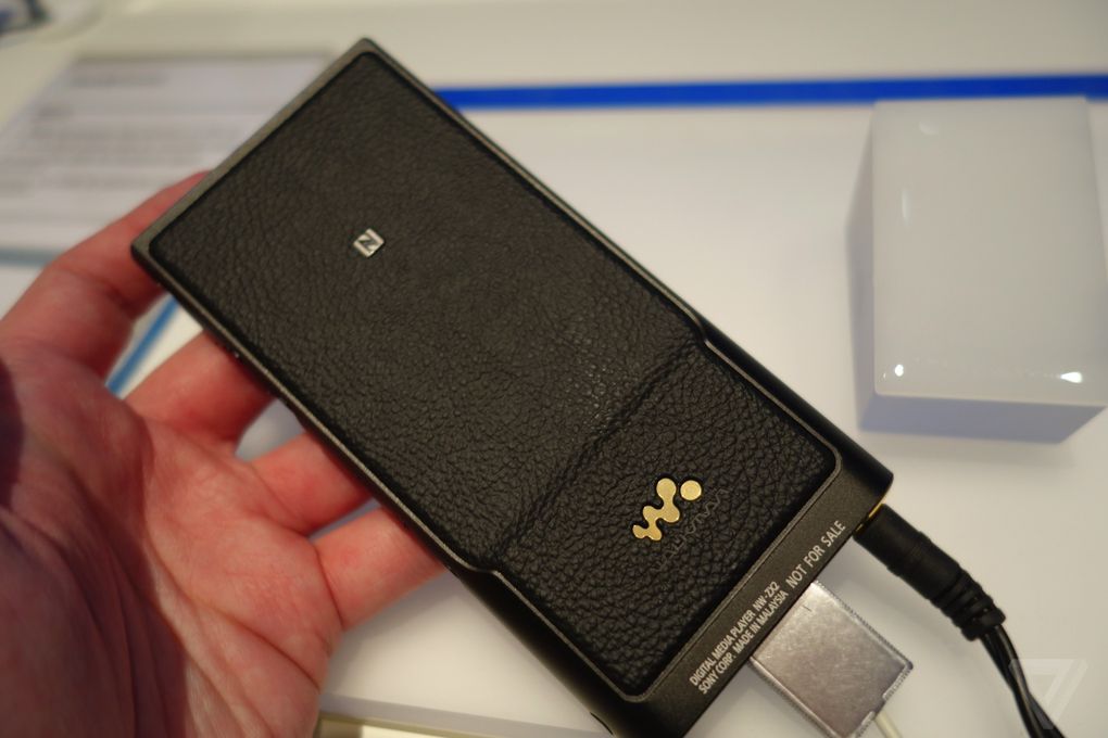 Sony Walkman NW-ZX2