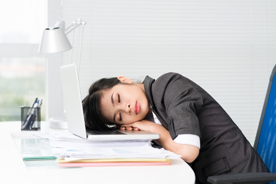 10 พฤติกรรมทำเราป่วยในช่วงสิ้นปี เช็กด่วนเดี๋ยวปาร์ตี้ไม่สนุก