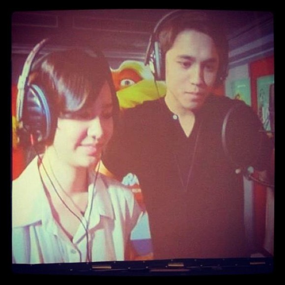 เต้ย จรินพร ปัดเดินกอด อเล็กซ์ กลางห้าง ไม่ซีเรียสคนจับตา